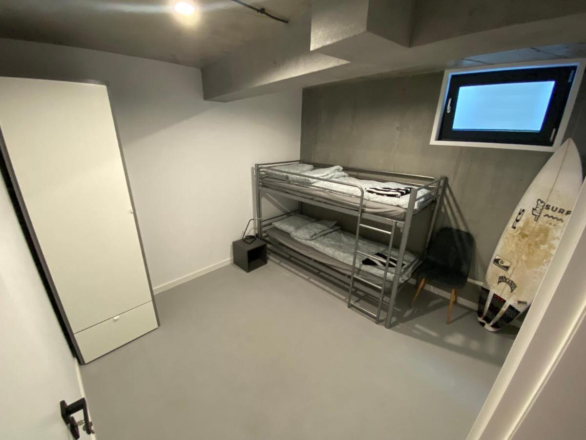 Industrialna Piwnica Hostel Гданск Екстериор снимка