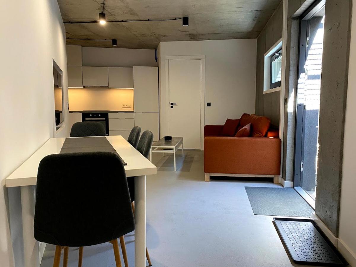 Industrialna Piwnica Hostel Гданск Екстериор снимка